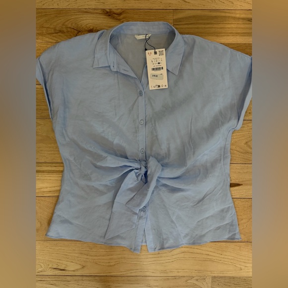 Zara Tops - NWT Zara button down shirt size large